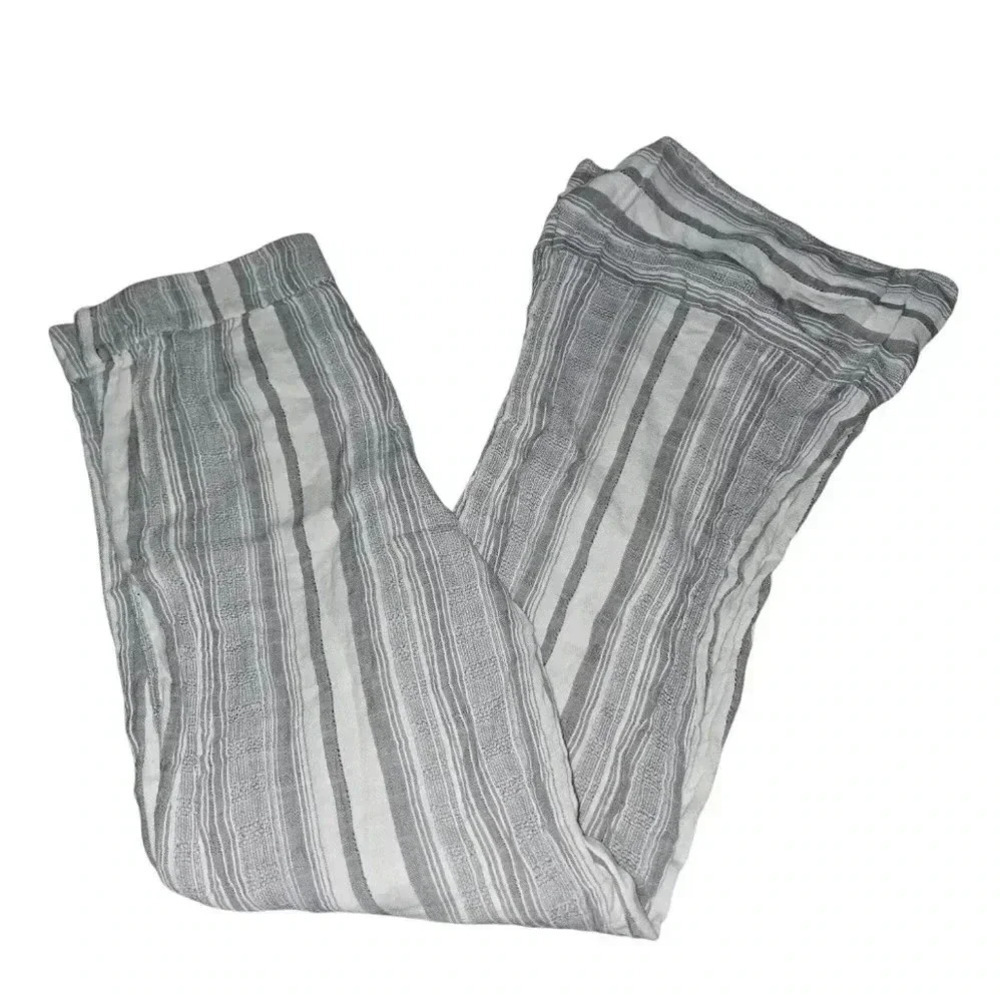 Womens Express NWOT, lined pants, size medium, excellent shape!